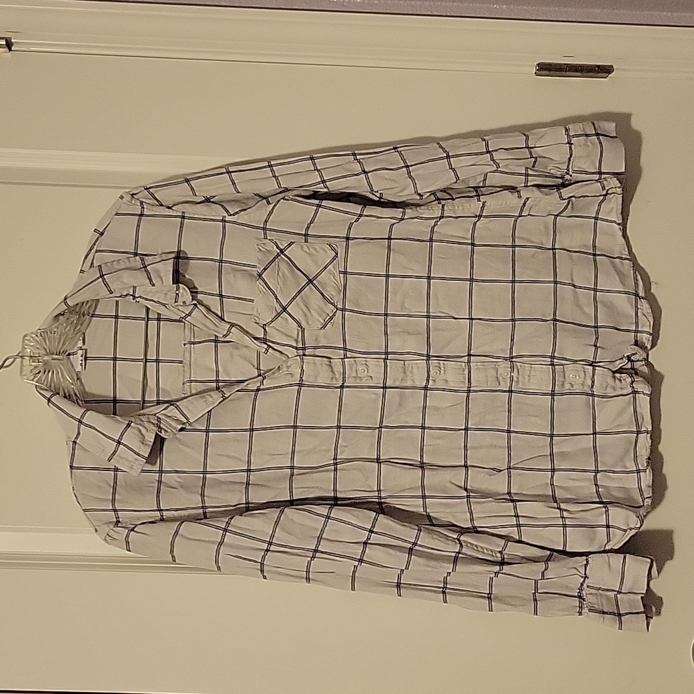 Gap plaid button up blouse